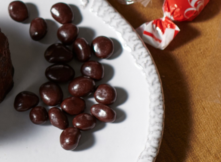 お土産や残暑お見舞いの贈り物に「フランス伝統菓子」をどうぞ